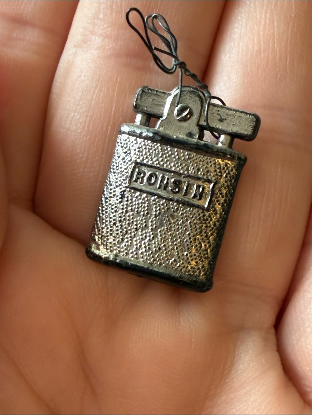 Ronson Silver-Tone Men’s Vintage Lighter Pendant